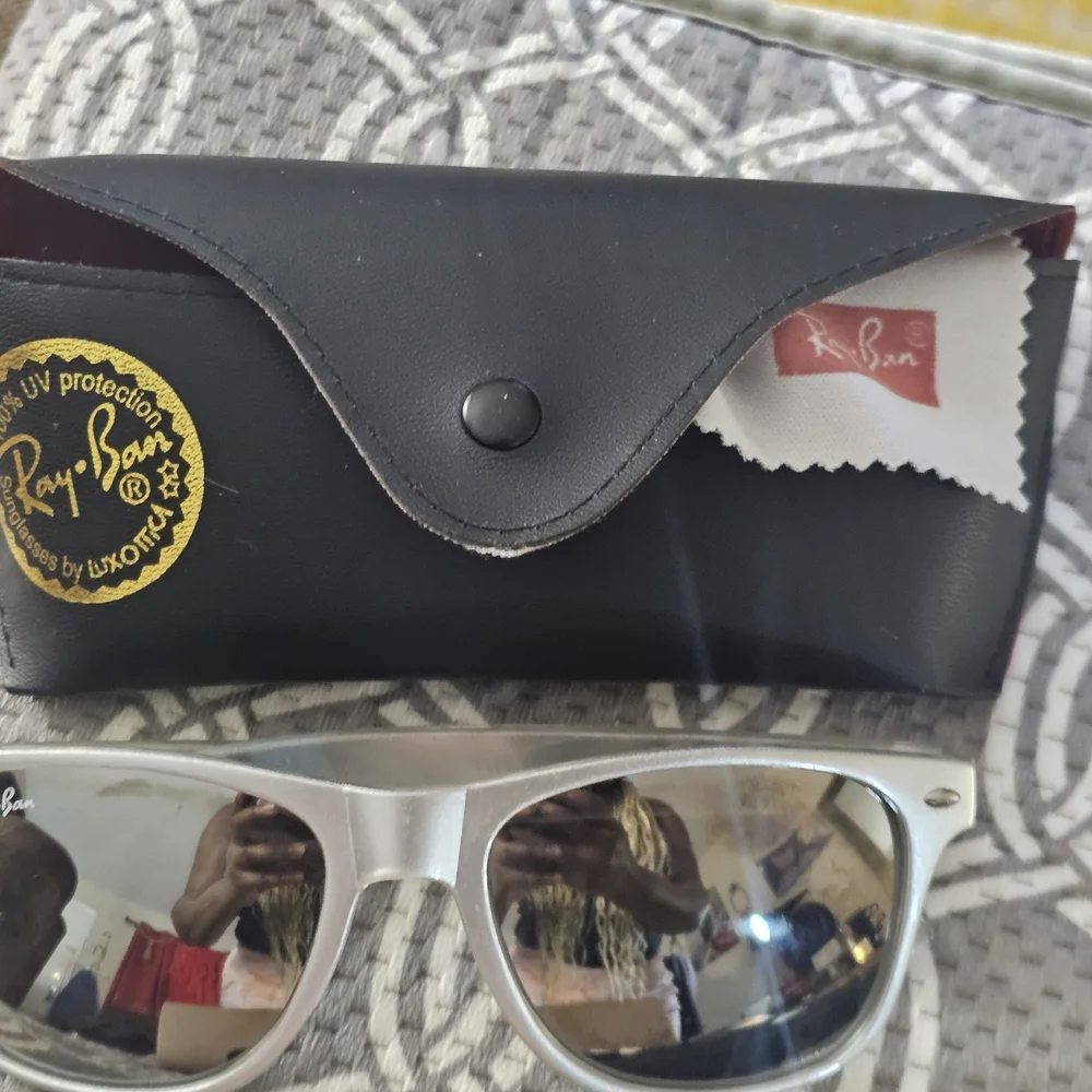 Ray-Ban Women's Silver Frame Sunglasses with Black Case